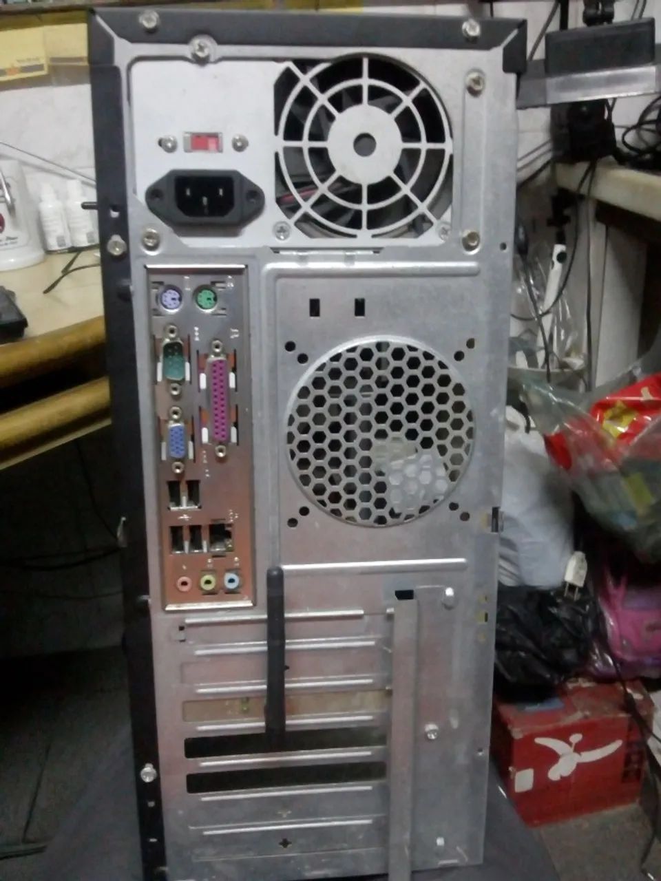 CPU dual-core, 2 GB memory, 80 GB HDD; read the description64739264891523121