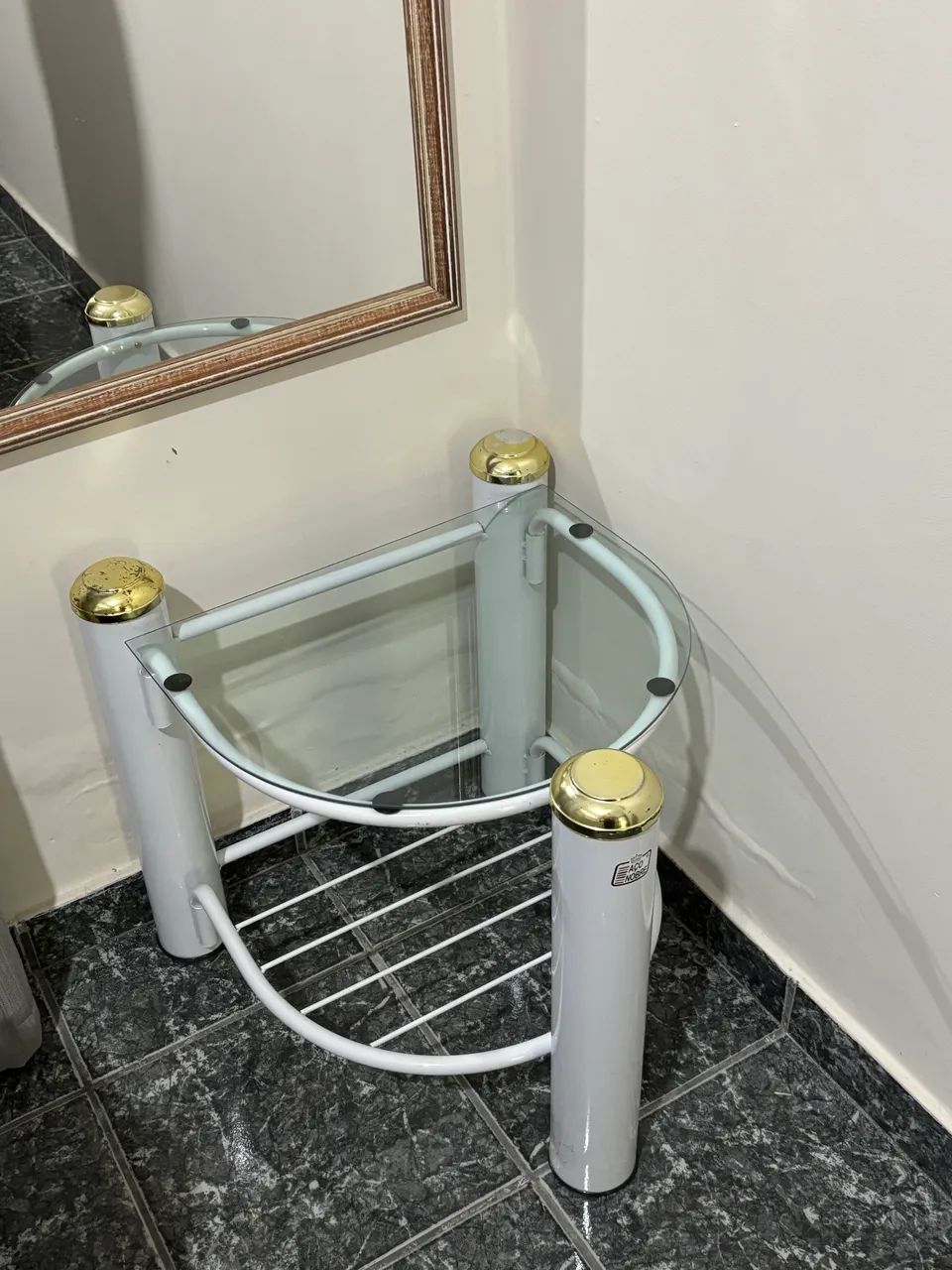 Mesinha de cabeceira