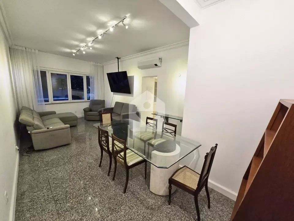 Reformado, com Vaga e Espaço Externo  Excelente apartamento 3 Quartos em Copacabana! - Rio - Foto 2