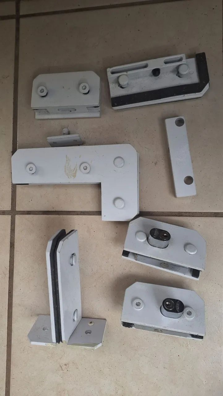 Ferragens para portas de vidro temperado