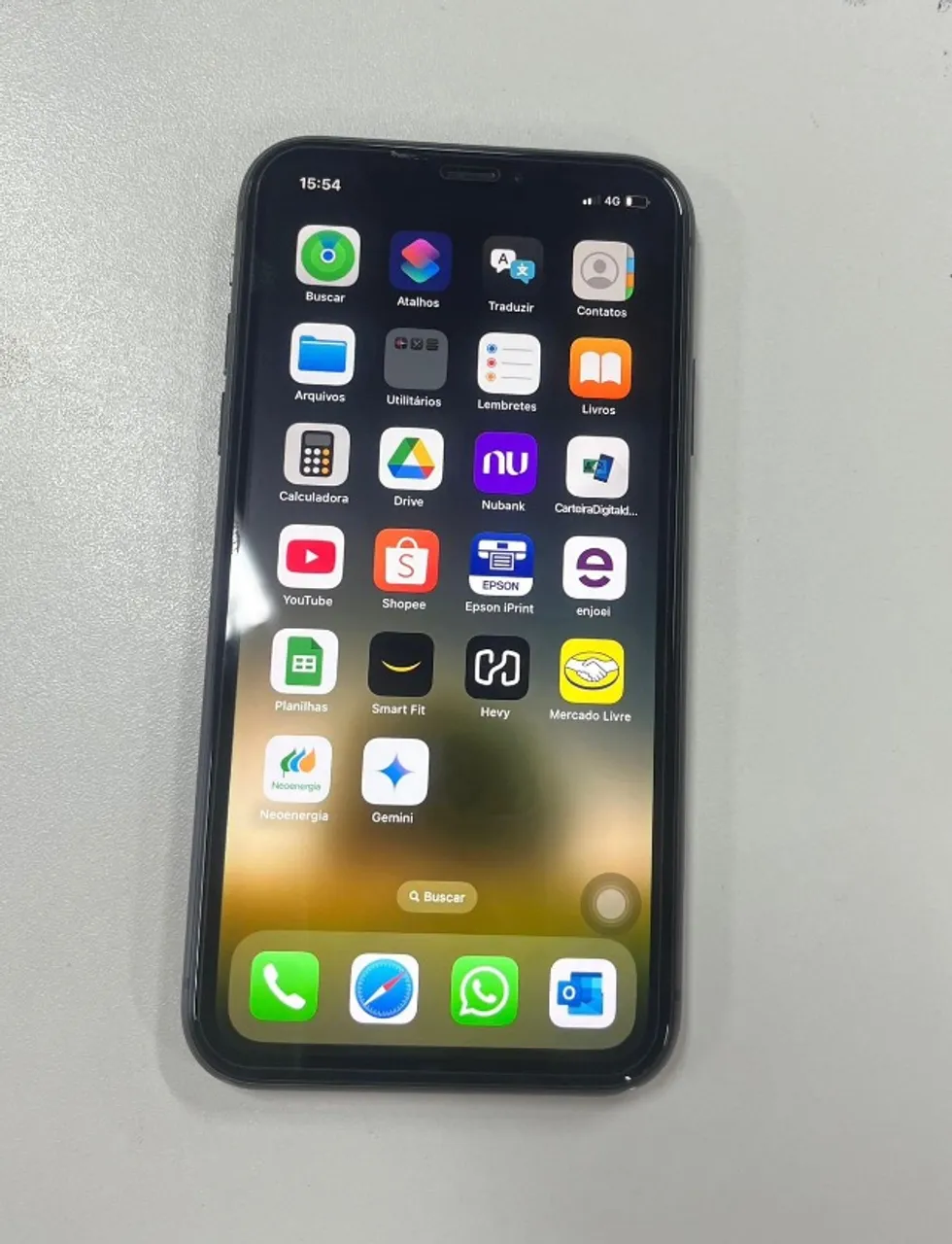 iPhone 11 64 GB Preto