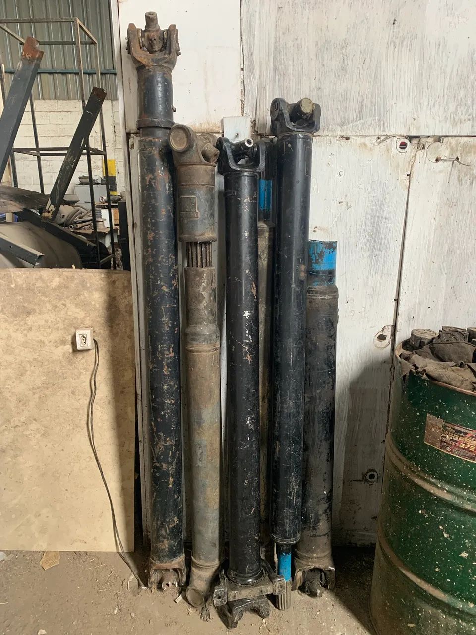 Eixos Cardans - Peças para caminhões - Célvia, Vespasiano 1463529235 | OLX