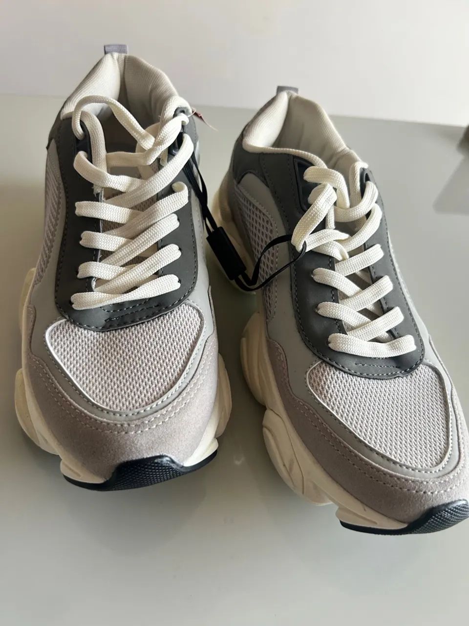 Tênis Casual -  Bege e Cinza - N40 - Foto 3