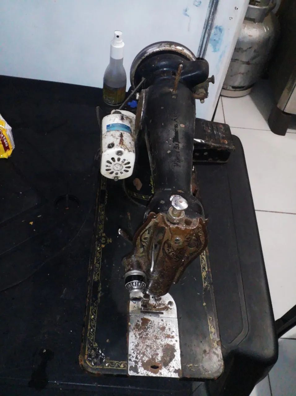 Máquina de costura 64673394436993123