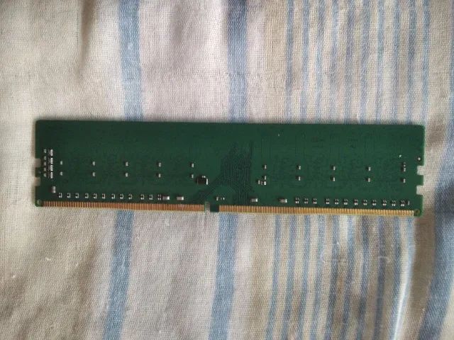 Memória ddr4 16gb64312625801601121