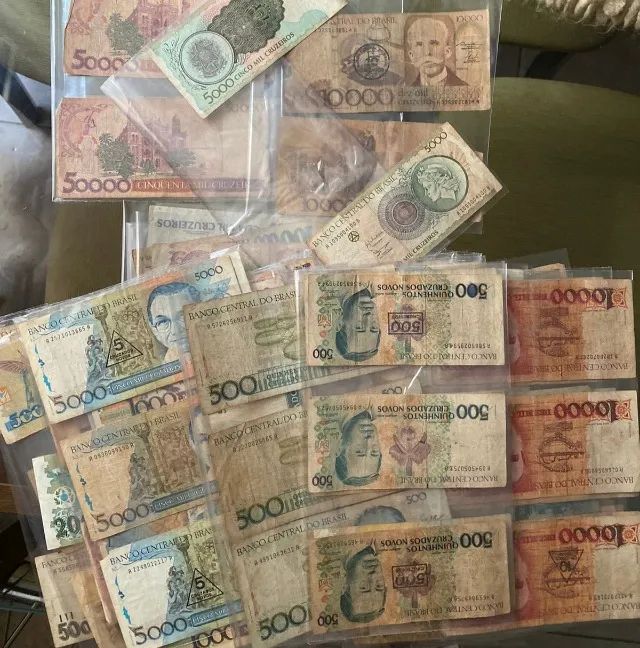 Old Currency (OLD BANKNOTES)