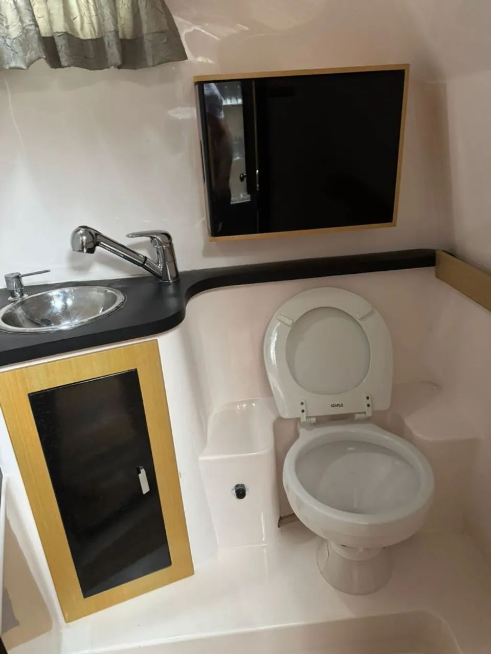 Focker 330 ano 2014 com 2 x Mercruiser QSD 220 Hp diesel - Não  Phantom Tiriton Nx - Foto 8