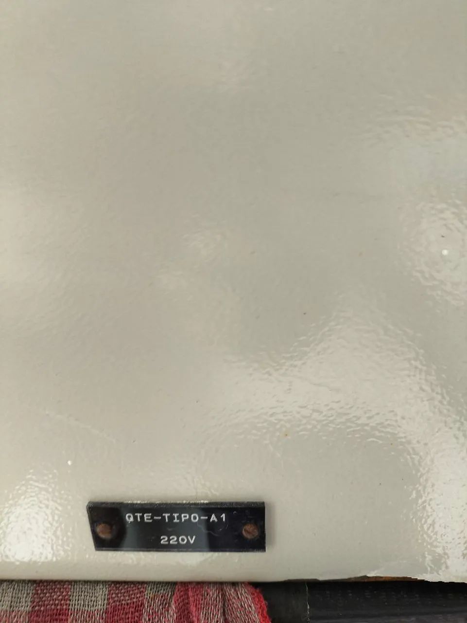 Caixa de disjuntor ou caixa de distribuição elétrica  - Foto 4