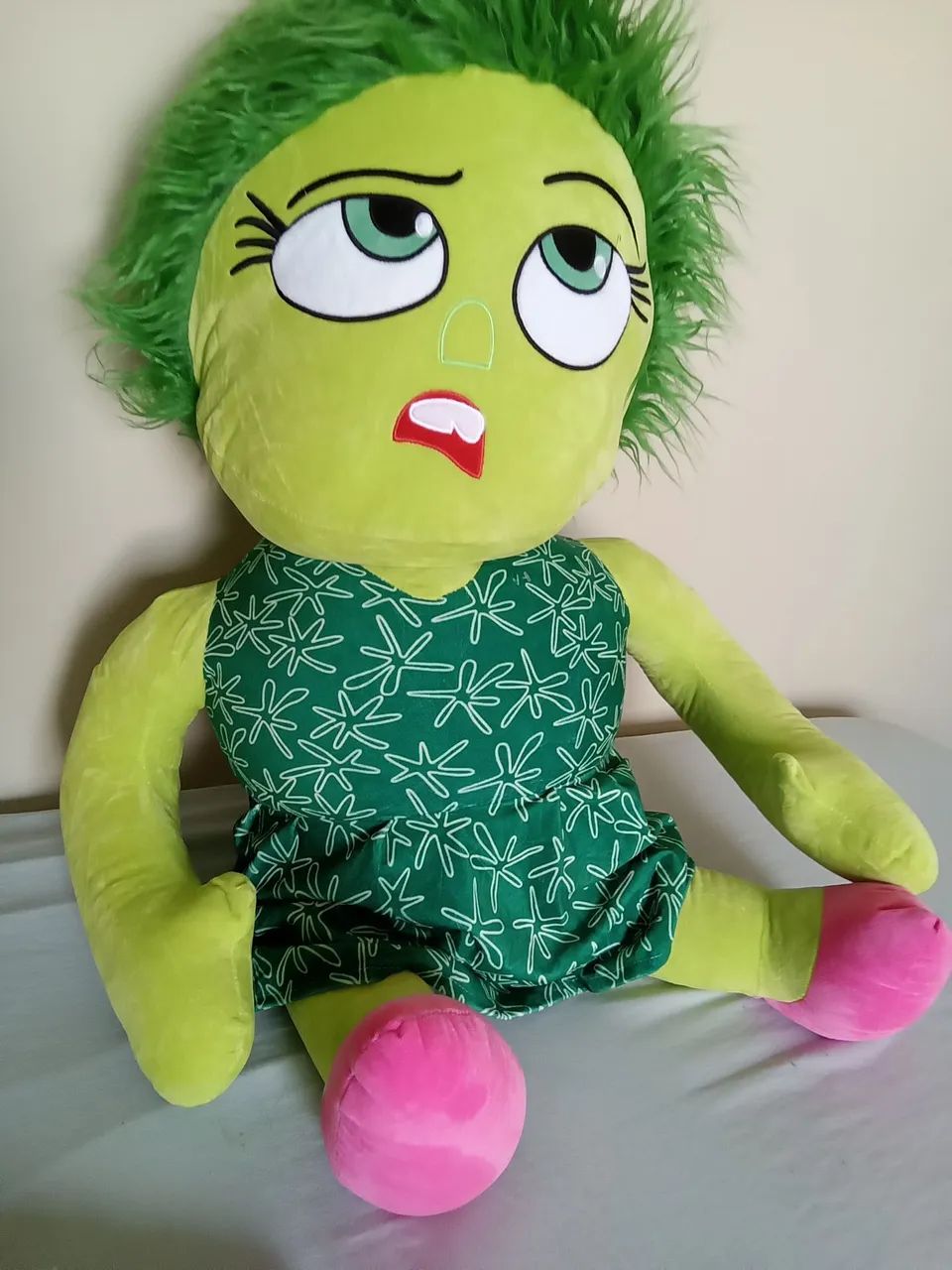 Boneco de Pelúcia Divertida - Personagem do Filme Divertida Mente