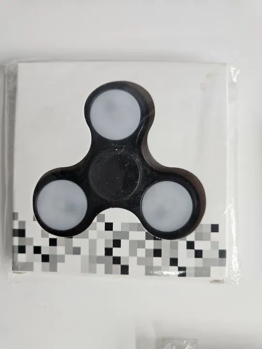 Spinner de Dedo - Diversas Cores - Brinquedo Anti-Stress - Foto 3