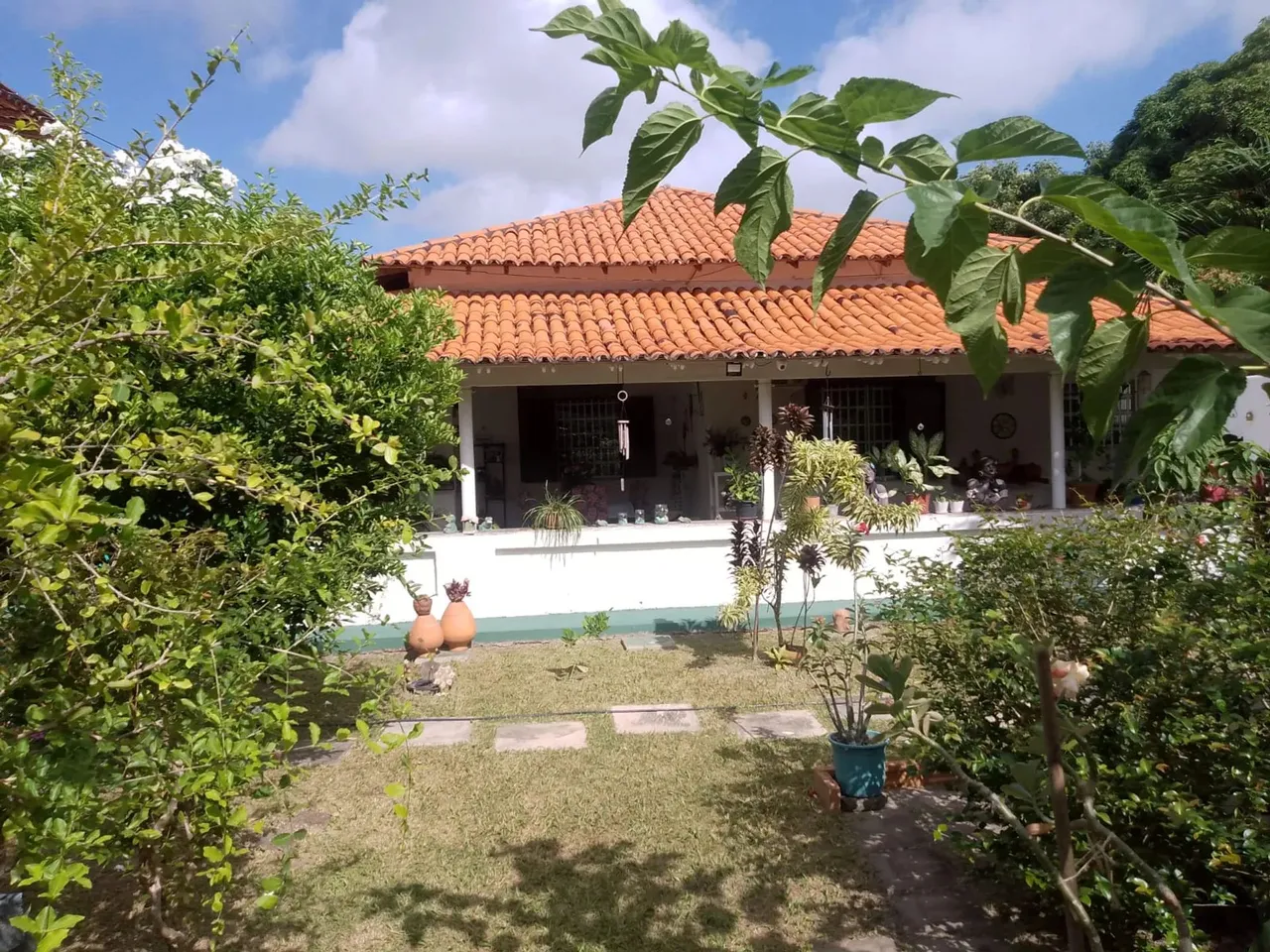 026- Casa no Olho D`Água com 4 quartos com piscina