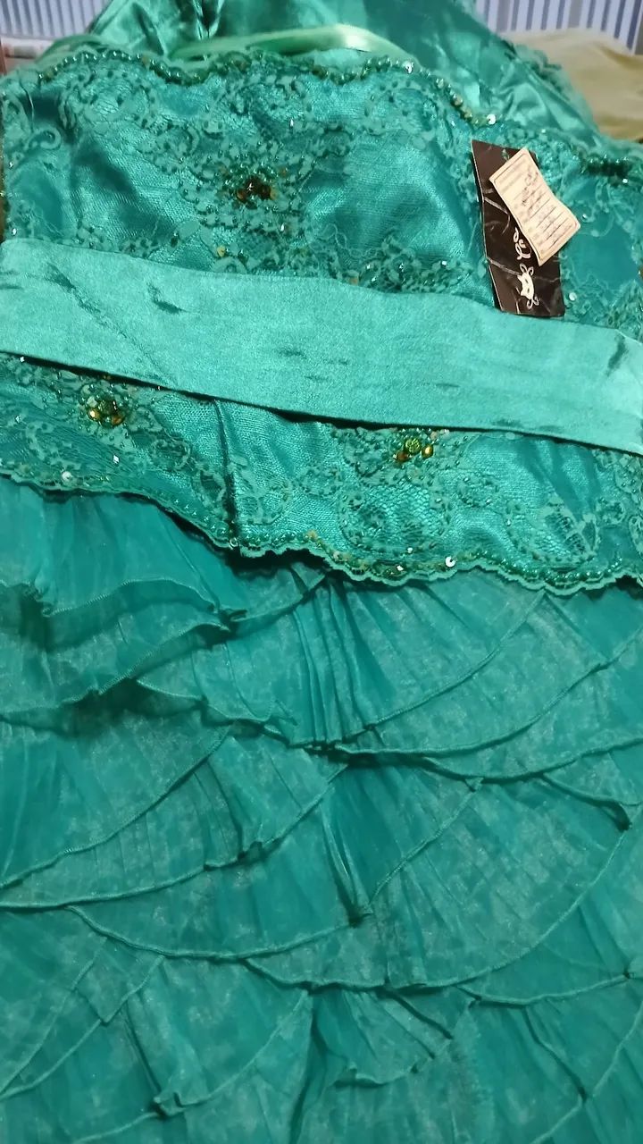 LINDO VESTIDO DE FESTA - Foto 2