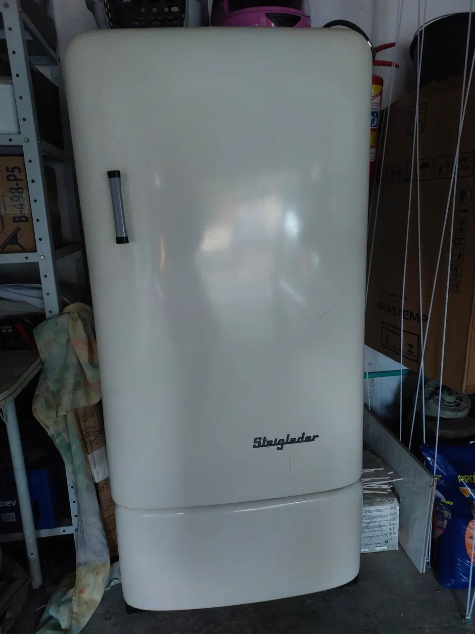 Geladeira Steigleder Branca