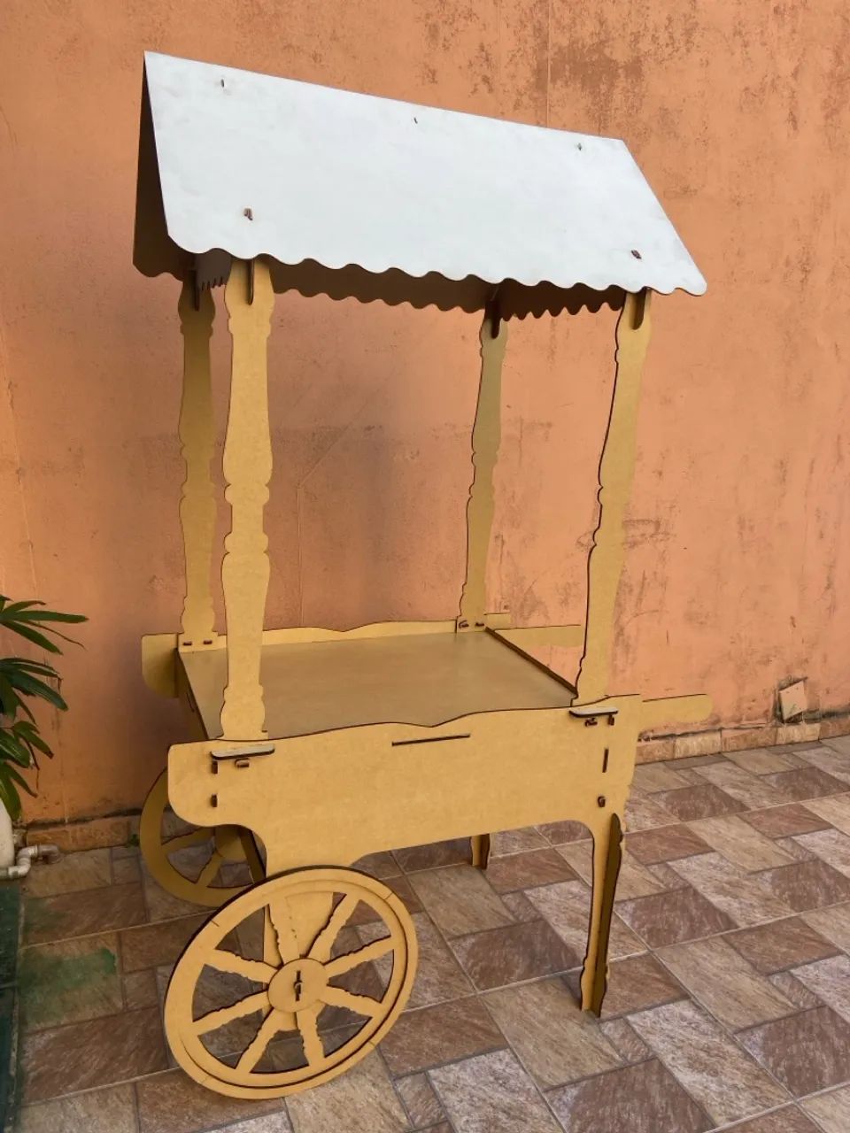 Carrinho de doces em MDF  - Foto 4