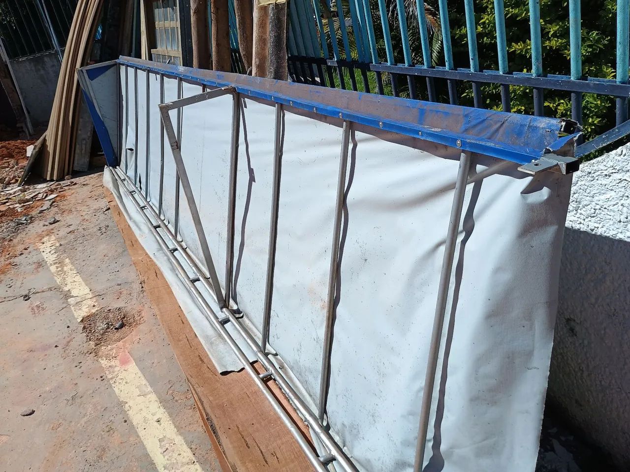 Toldo Lona azul para área externa - Foto 2