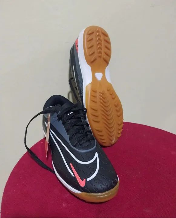 Chuteira Society/Futsal Nike - (Preto: 36) - Foto 2
