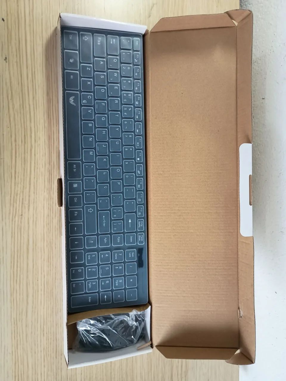 Kit Teclado e Mouse Sem Fio 2.4GHz - Foto 2