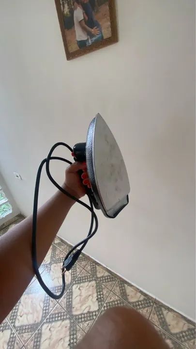 Ferro de passar roupa  - Foto 3