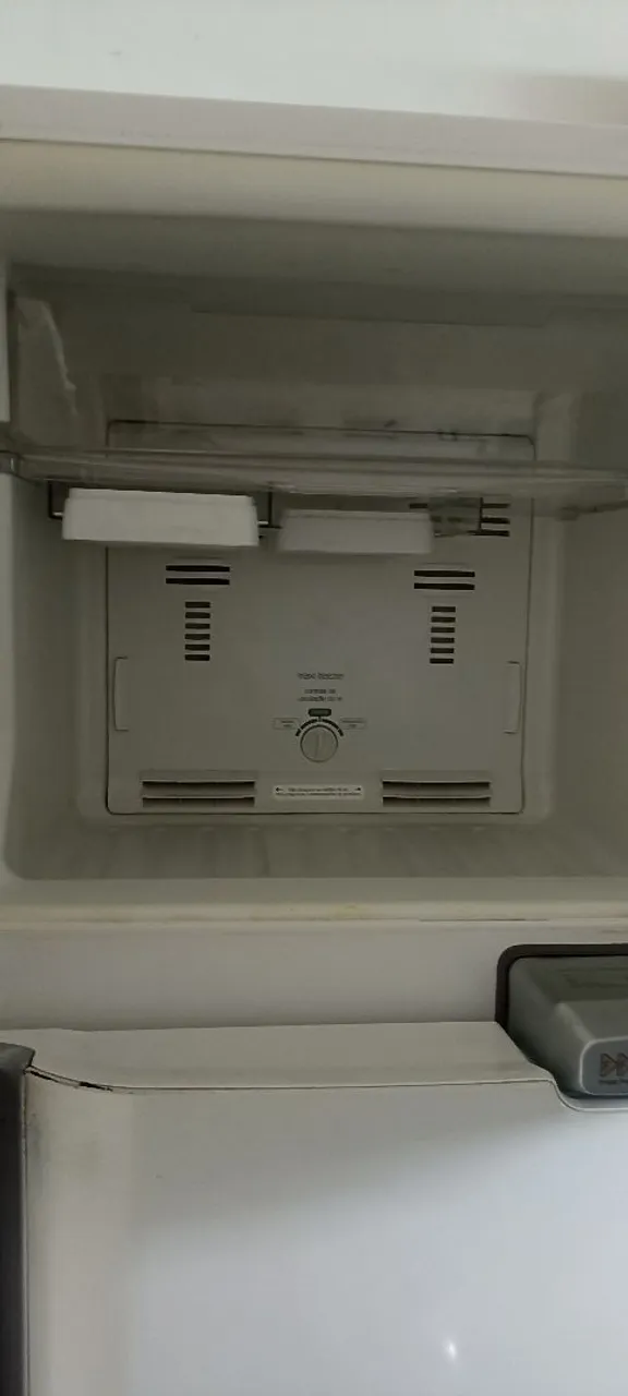 Geladeira com controle de temperatura