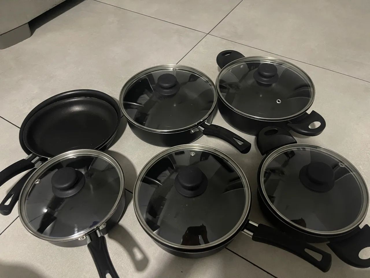 Jogo de Panelas com Tampa de Vidro