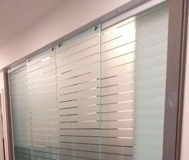 Insulfilm Profissional em Vidros - Foto 6