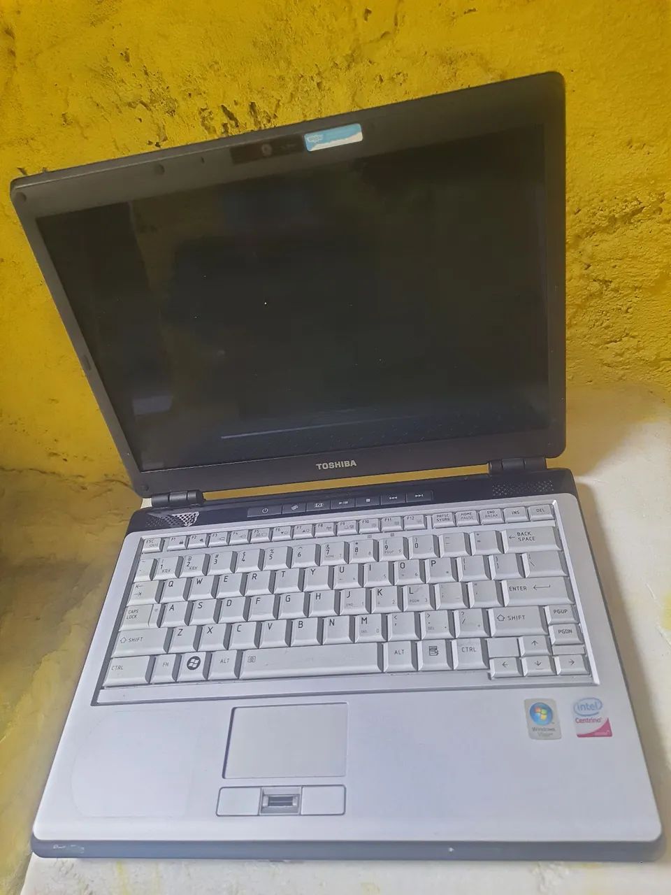 Notebook Toshiba  - Foto 2