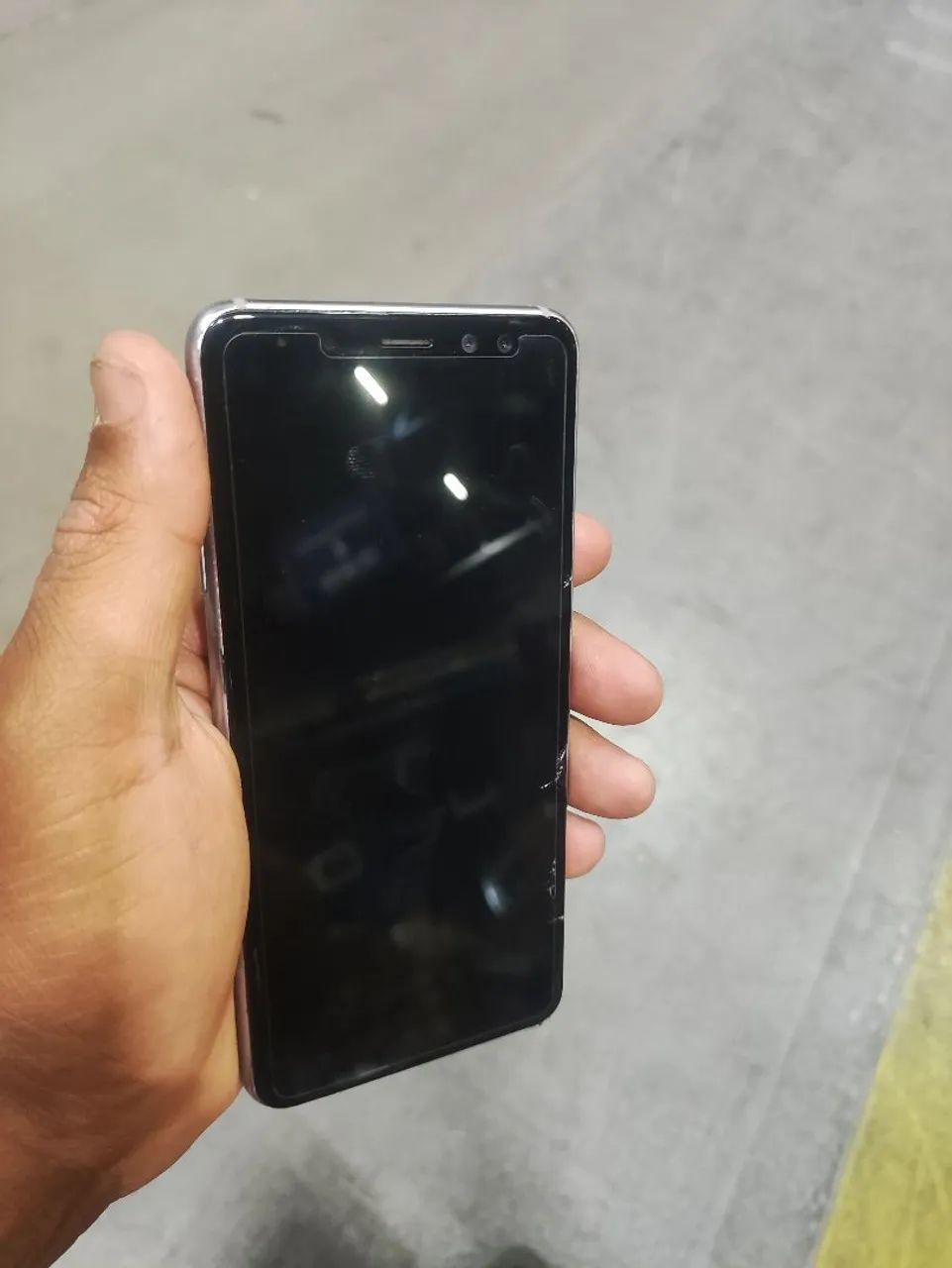 Samsung Galaxy A8 2018 - Foto 2