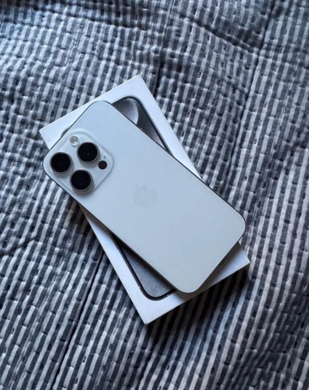 Vendo iPhone 15 Pro  - Foto 2