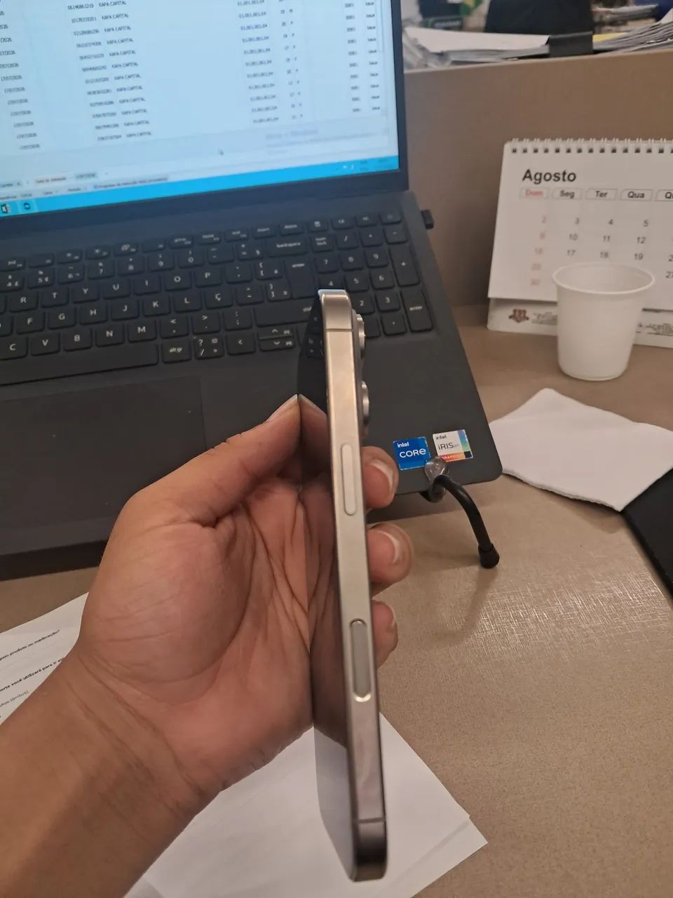 iPhone 16 Pro 