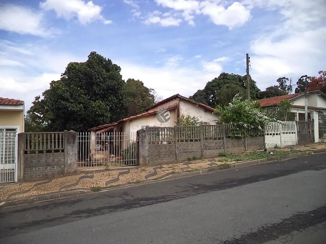 Chácara à venda em Hortolândia, Vila Real, com 3 quartos, com 2092.4 m² - Foto 2
