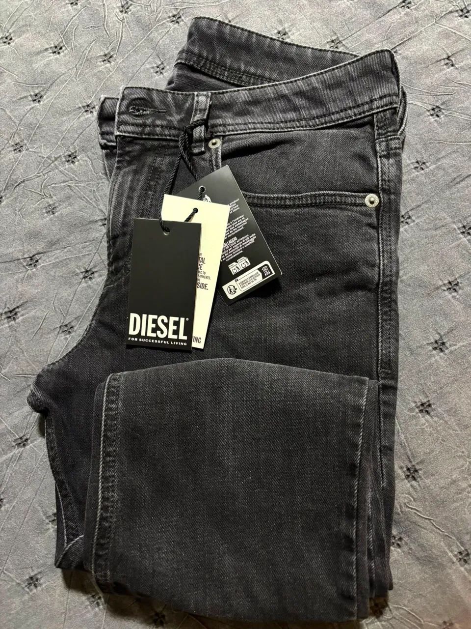 Calça jeans tamanho 38 diesel