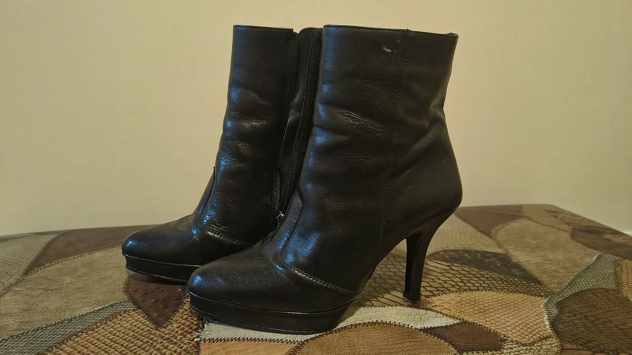Bota de couro  - Foto 2