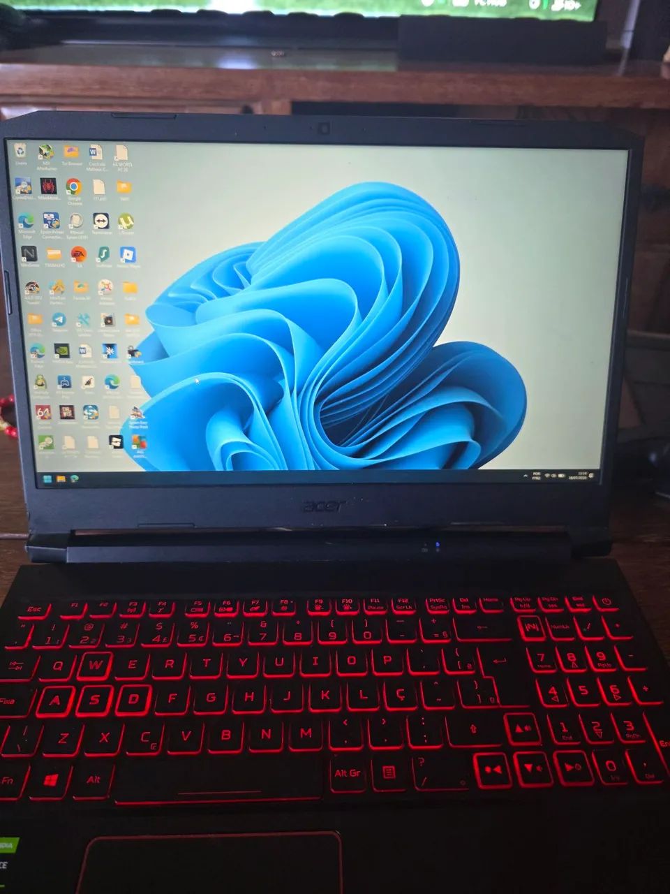 Acer Nitro 5 (AN515-55- 54L9) - Foto 4