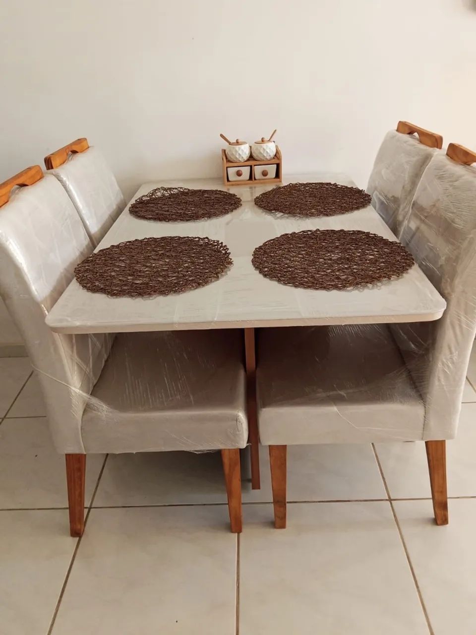     ? Mesas de Jantar 4 e 6 Lugares - Fabricação Própria
