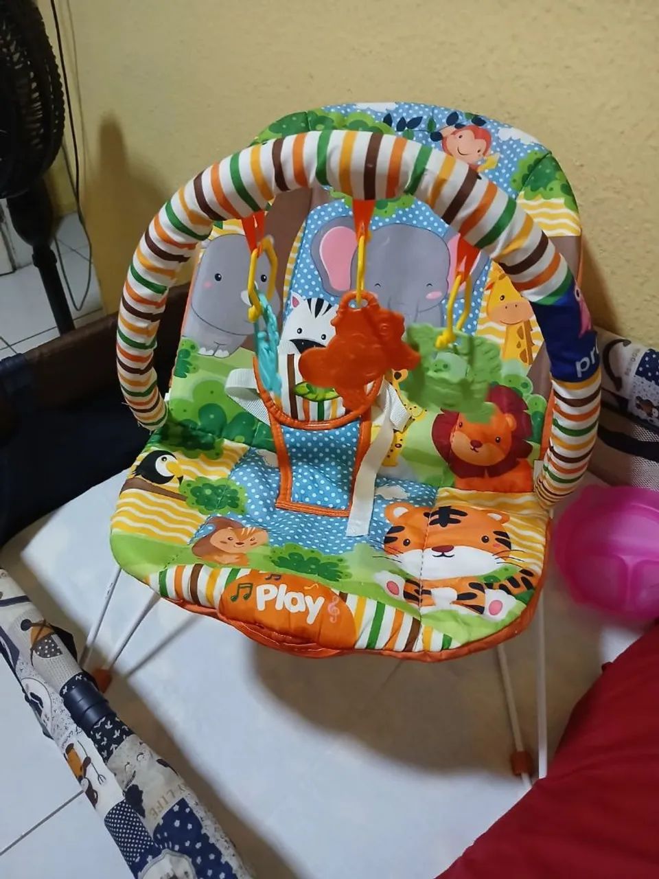Vende-se ninho e cadeirinha de descanso pra bb - Foto 3