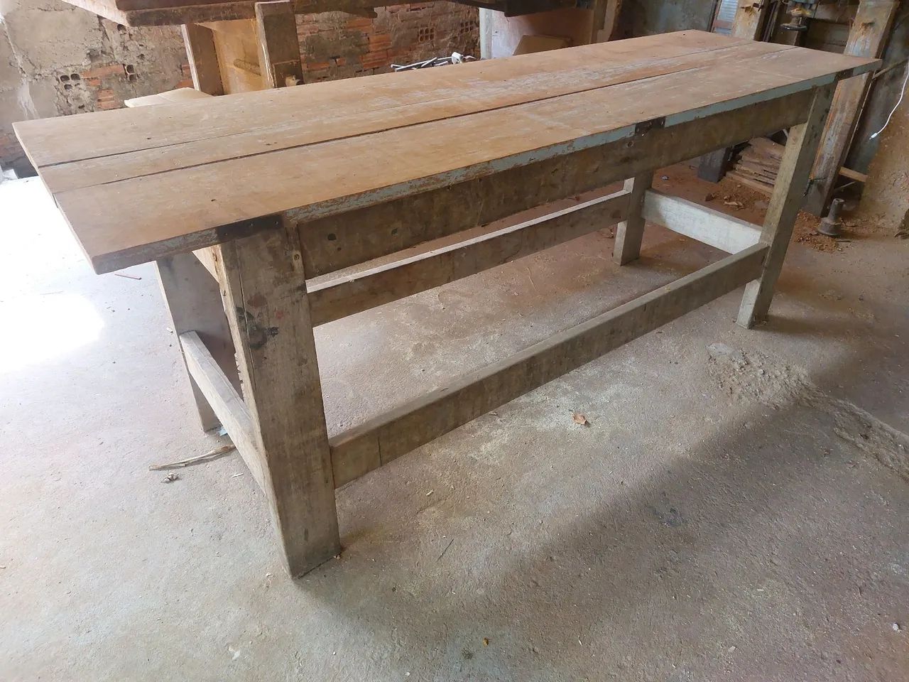 Mesa bancada de trabalho