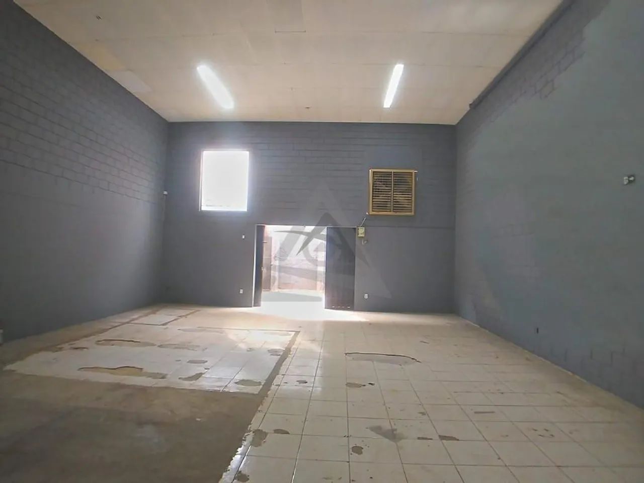 Salão para alugar em Campinas, Vila Marieta, com 190 m² - Foto 5