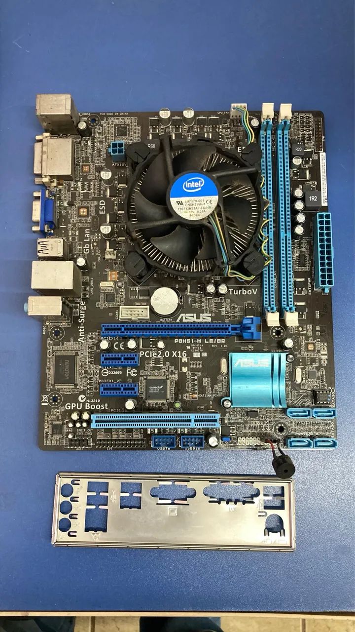 Placa mãe Asus P8H61-M LE/BR 1155 DDR3  - Foto 2