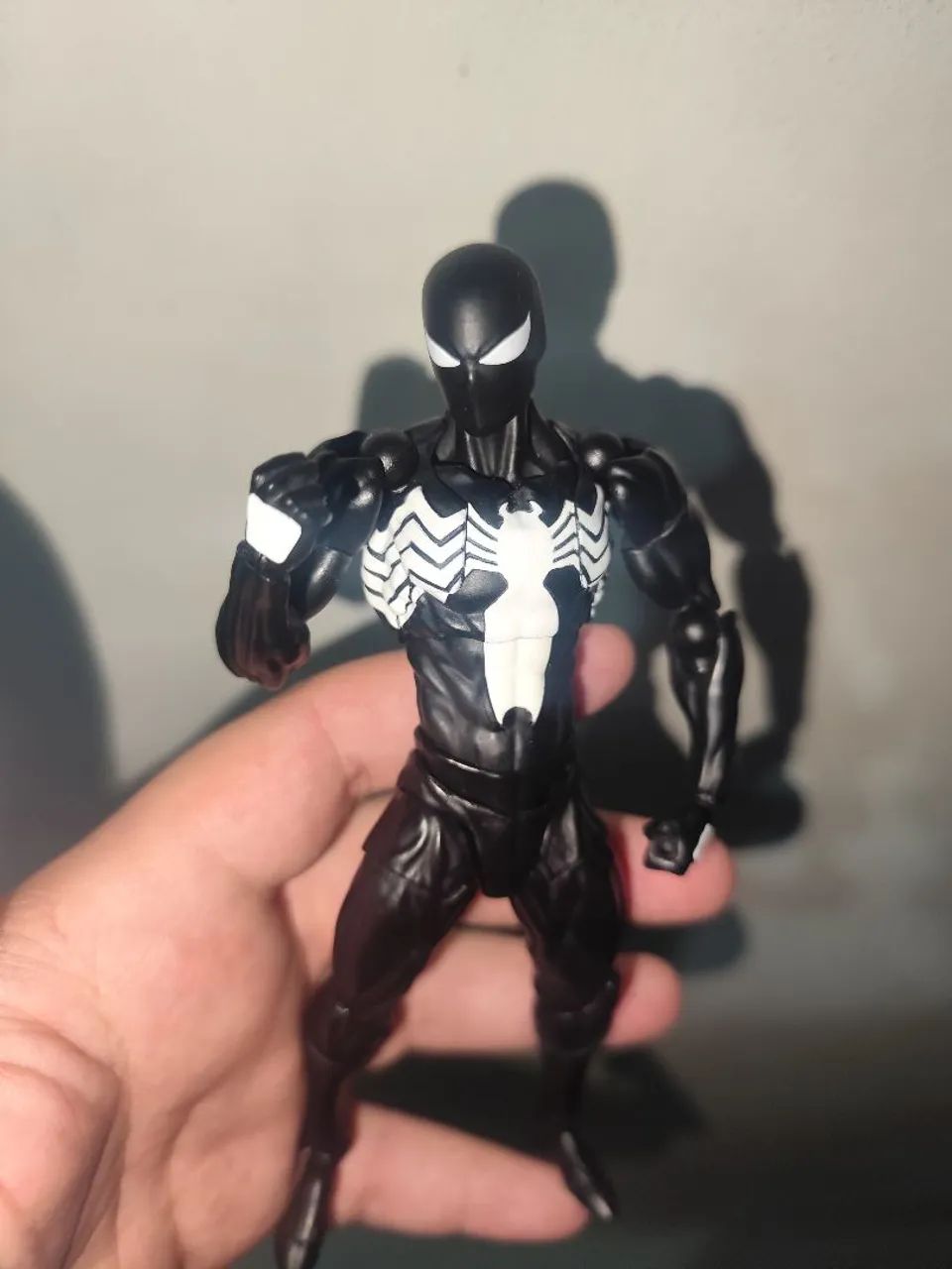 Mess toys Black spider + TEIA CUSTOM