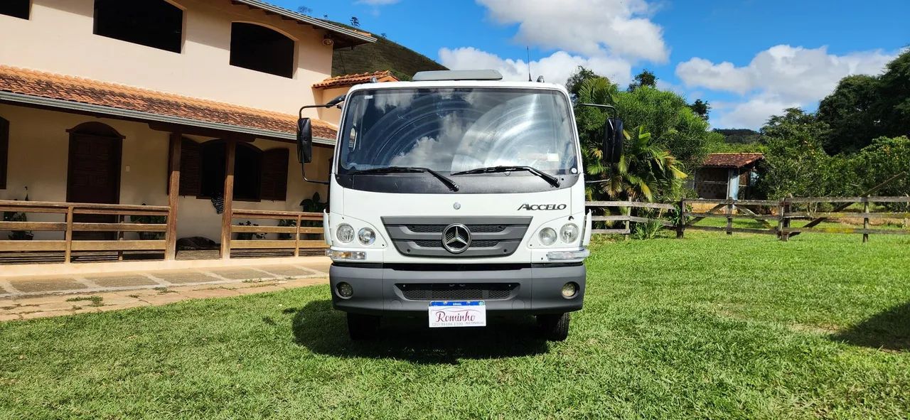 M.BENZ / ACCELO 815 - Foto 2