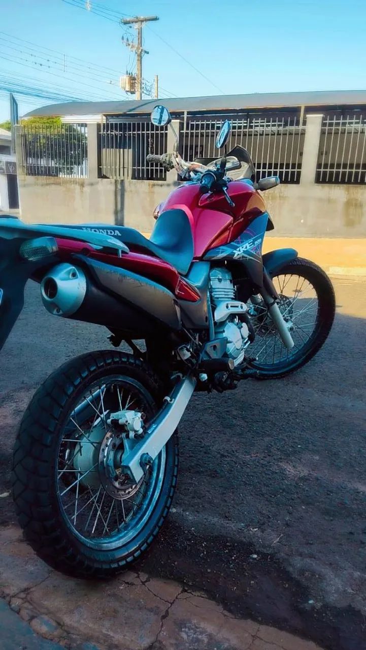 XRE 300 - ANO 2012!