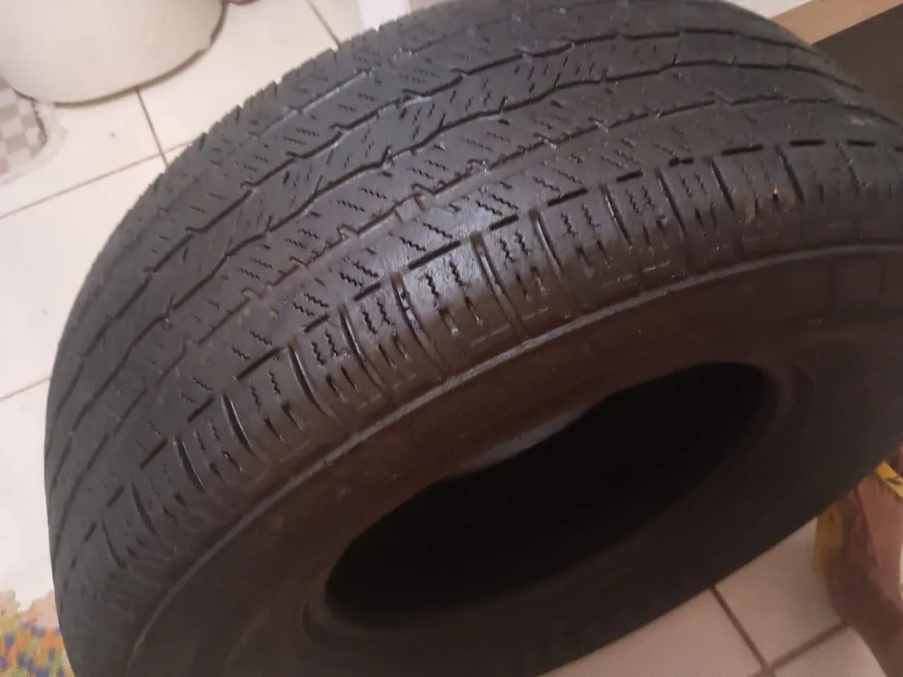 Pneus à venda