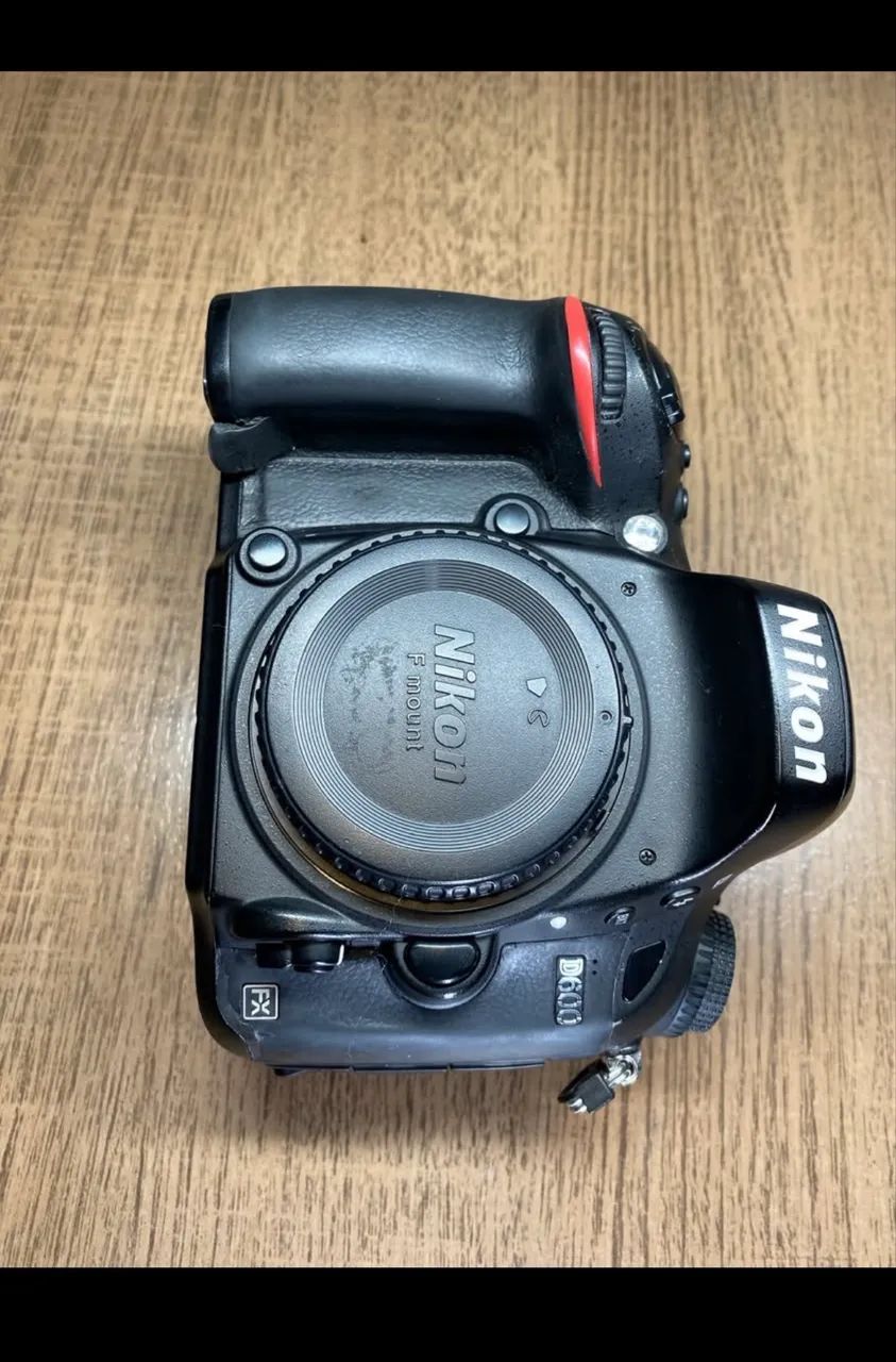 Nikon D600 - Foto 4