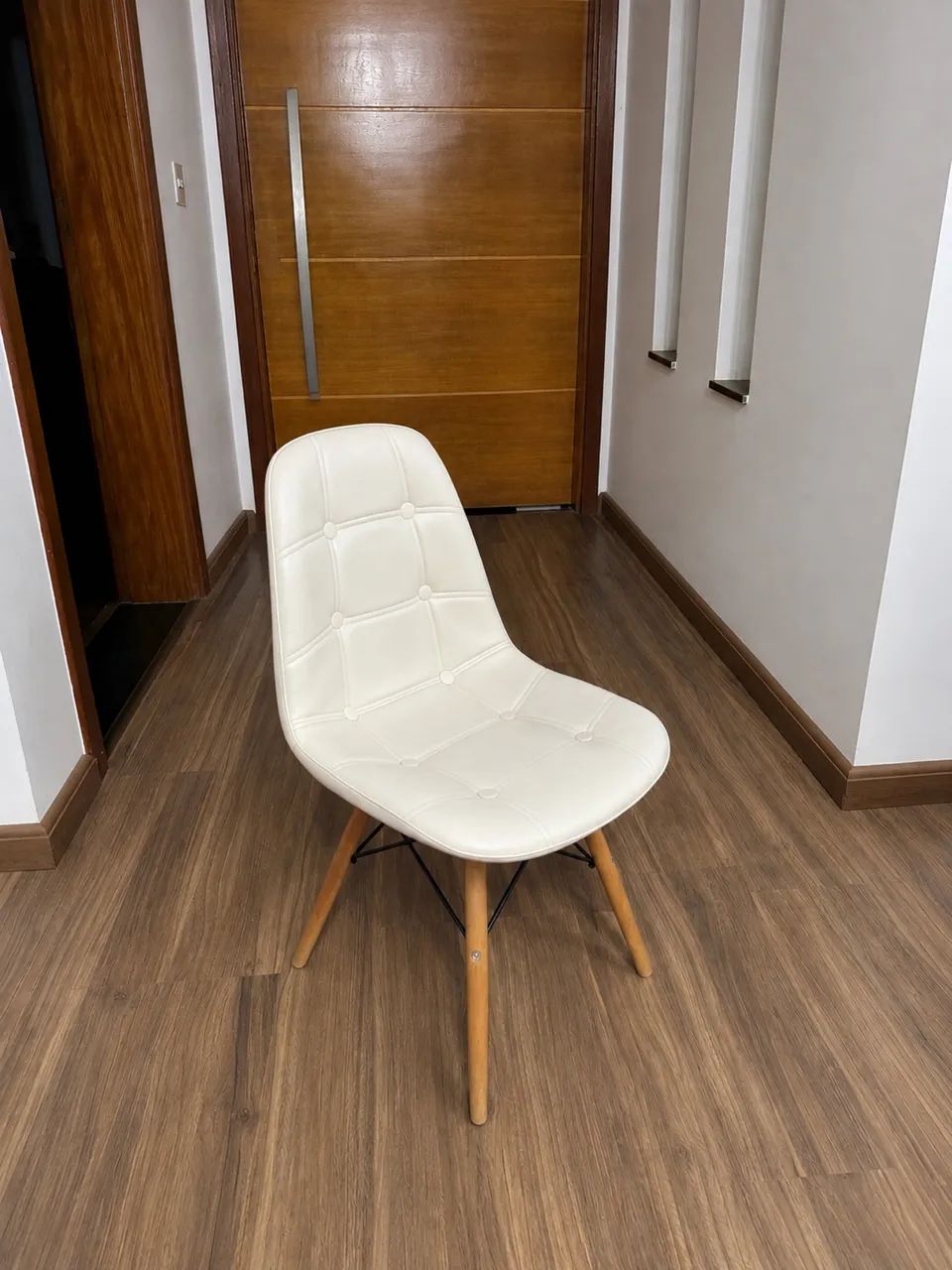 Kit 4 cadeiras Eames Eiffel - Foto 2