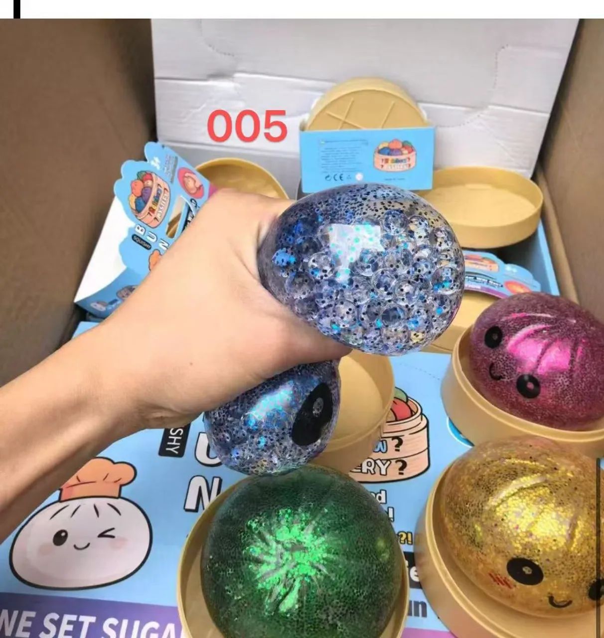 Squishy com glitter.  - Foto 3