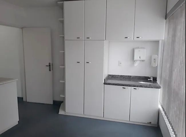 Vendo Urgente Sala comercial 38m2 Edf. 24hs - Foto 4