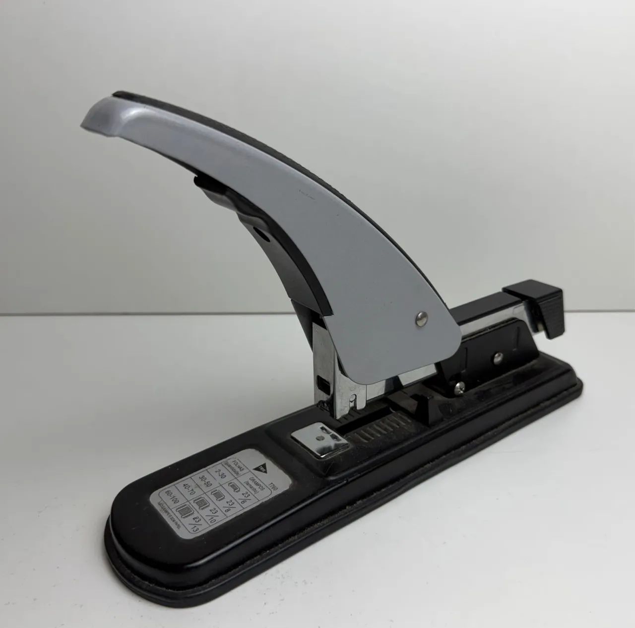 Grampeador profissional de metal q