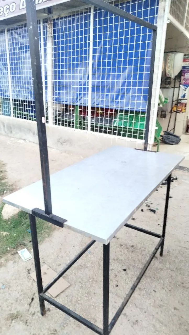  Mesa pra açougue e padaria 