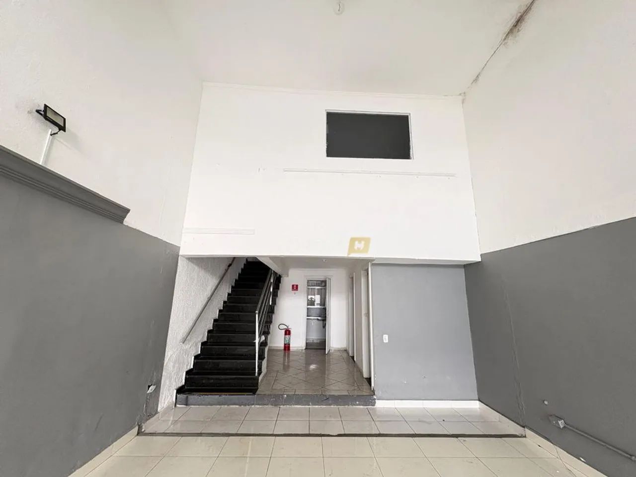 Salão Comercial com 150 m no Boqueirão - Foto 4