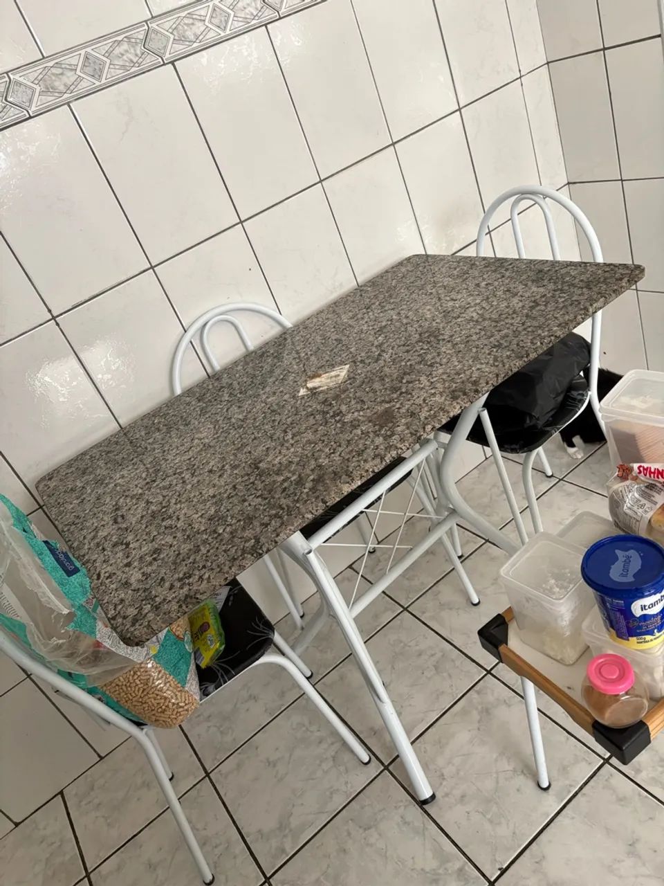 Mesa com 4 cadeiras  - Foto 3
